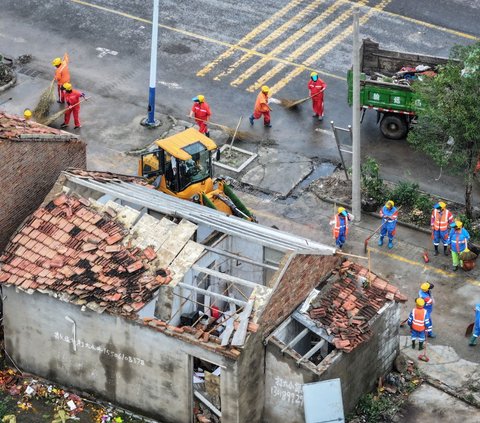 FOTO: Porak-Poranda China Usai Terjangan Tornado Singkat Mematikan, 10 Orang Tewas di Jiangsu
