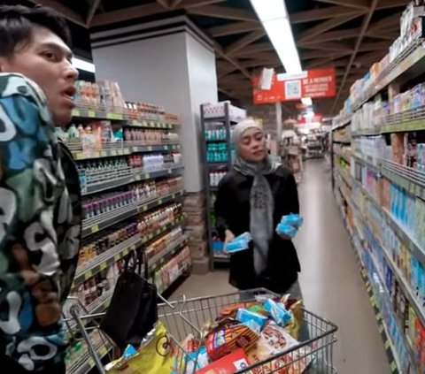Potret Rizky Billar & Lesti Kejora Belanja Bulanan di Supermarket, Sikap Al Fatih Jadi Sorotan