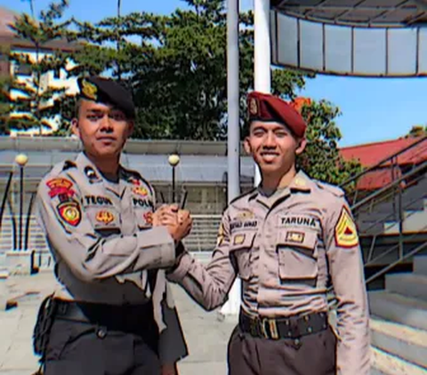 Saat SMA Kompak Foto Pakai Seragam Polisi, di Masa Depan 2 Sahabat ini Betulan jadi Polisi