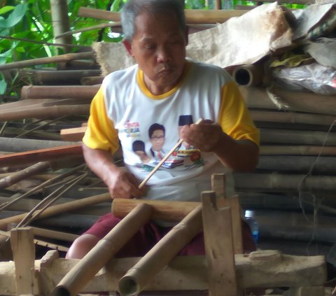 Jadi Destinasi Budaya, Begini Kisah Kampung Angklung Nempel di Ciamis yang Mendunia