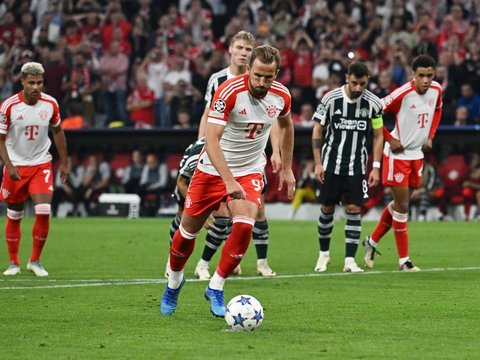 FOTO: Kalah Dramatis dari Bayern Munich, Manchester United Cetak Rekor Terburuk di Liga Champions