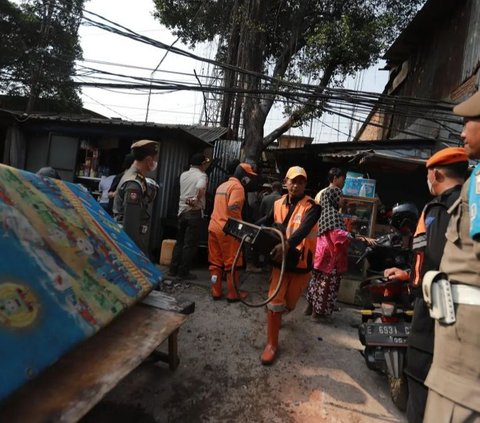 Dikutip dari Instagram @kotajakartautara, Kamis (21/9) beberapa potret unggahan Kawasan Royal di Penjaringan, Jakarta Utara pasca dirobohkan pada Rabu (20/9) menjadi perhatian.