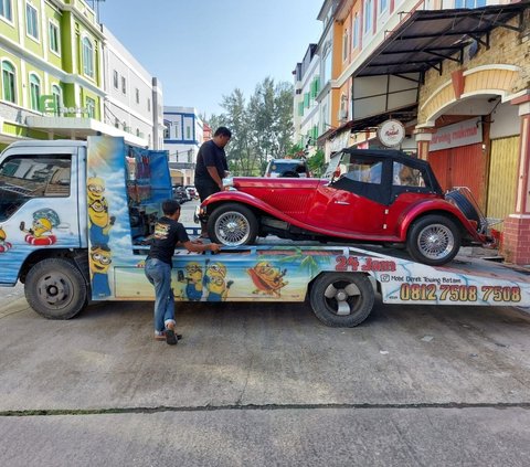 KPK Sita 3 Mobil Mewah Eks Kepala Bea Cukai Makassar Andhi Pramono, Ini Penampakannya