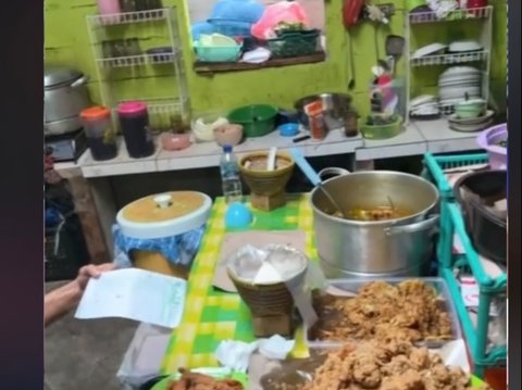 Viral Food Vlogger Review Warung Makan, Berujung Pemilik Marah-marah