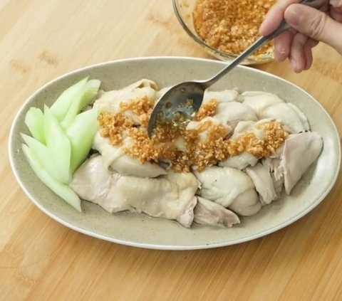 Special Boiled Ginger Chicken, Recipe by Chef Devina Hermawan