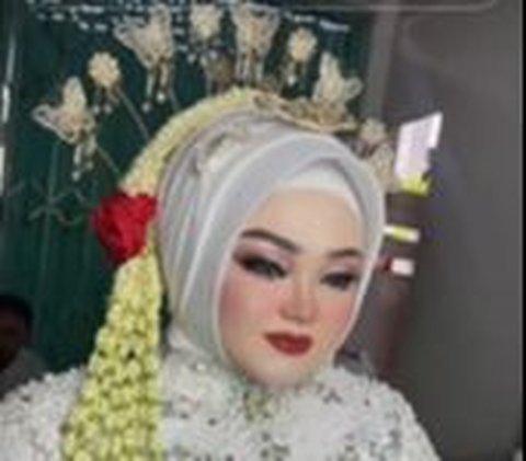 Not Confident because of a Face Full of Acne, This MUA Does Bridal Makeup until It Becomes Very Smooth