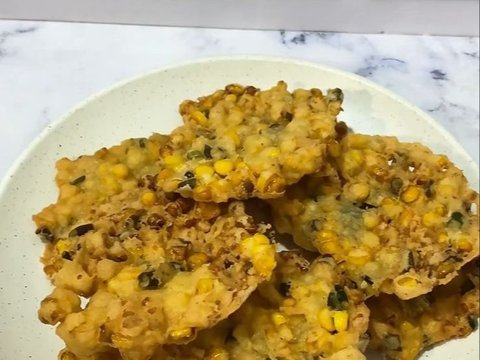 The Key to Keeping Corn Fritters Crispy Even When Cold