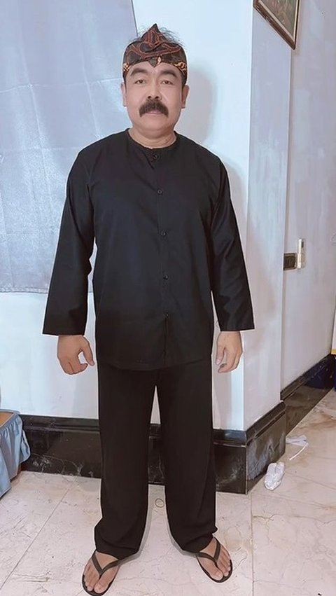 Inul juga membagikan momen lain ketika suaminya setuju untuk ber-cosplay demi konten lucu mereka.