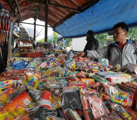 Pasar Gembrong Surga Mainan Anak-Anak Digerus E-Commerce