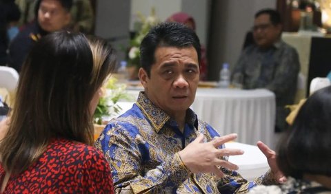 “Terkait komunitas dan relawan, ormas, mereka hadir secara alamiah, secara nature. Semua ya kami berterima kasih atas dukungan semua elemen masyarakat,” ujar Riza<br>