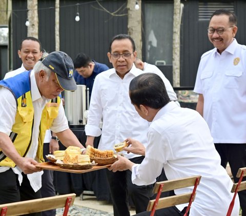 Menteri PUPR Basuki Curi Perhatian di IKN, Jadi Pramusaji Antarkan Sarapan untuk Jokowi