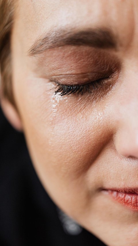 Isak Tangis Wanita ini Pecah saat Bertemu Sosok Mirip Pria Terpenting dalam Hidupnya, Beri Pelukan Hangat Ungkap Rasa Rindu Walau Tak Kenal