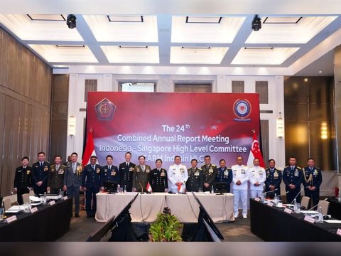 Potret Gagah Panglima TNI Salam Komando dengan Panglima AB Singapura, Siap Kerjasama Militer