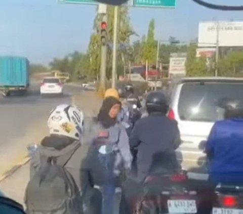 Viral Aksi Nekat Pelajar Demi Hindari Razia Polisi