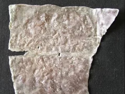 Ilmuwan Temukan 1.700 Lempengan Kuno Berisi Kalimat Kutukan yang Mirip dengan Kitab Wahyu, Begini Bunyinya