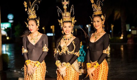 4. Ladyboys are Considered Men in Thai Law