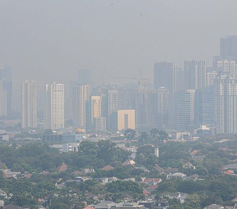 FOTO: Polusi Udara Jakarta Kembali Memburuk, Langit Tak Lagi Biru Cerah