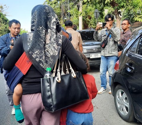 Ayah Siswi SD Korban Colok Mata di Gresik Diintimidasi Pejabat, Dipaksa Minta Maaf karena Buat Gaduh