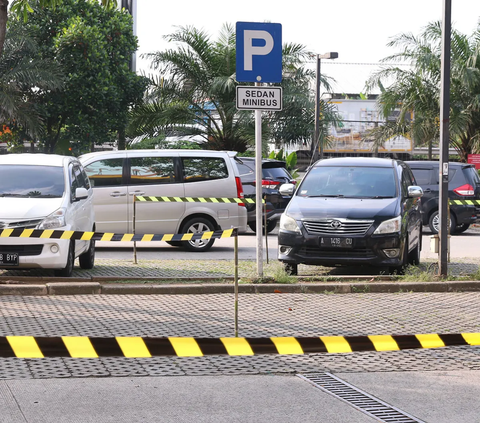 Mulai 1 Oktober 2023,  Tarif Parkir di Jakarta Rp7.500 Per Jam