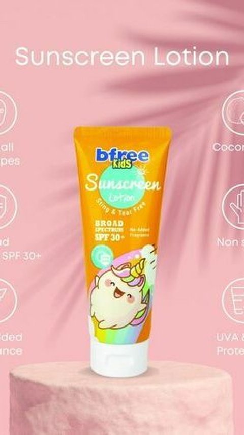 Produk ini mengandung minyak kelapa dan vitamin E yang kaya akan antioksidan, yang juga dikenal sebagai bahan yang melembapkan kulit. Desain kemasannya yang cerah dan lucu membuat anak-anak tertarik memakainya. Harga sunscreen ini sangat terjangkau, mulai dari Rp21.000 saja.