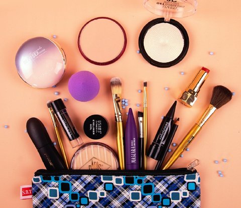 Not Up to 5 Minutes, This is How to Clean Makeup Brushes