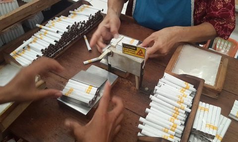 Penjualan Rokok Ketengan Bakal Dilarang dan Iklan Diperketat, Pelaku Industri Respons Begini