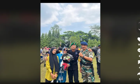 Momen Ayah TNI Pasangkan Baret ke Anaknya yang Jadi Brimob, Disuruh Pushup lalu Dipukul