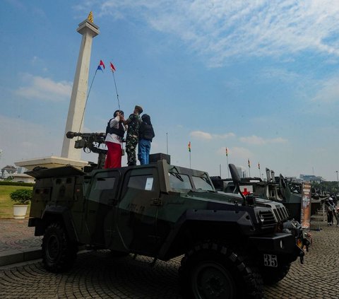 FOTO: Jelang HUT ke-78 Tentara Nasional Indonesia, Deretan Alutsista Canggih TNI Dipamerkan di Monas, Ini Penampakan Sangarnya