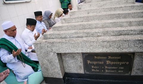 Anies menyimpulkan, kemerdekaan dulunya adalah Perang Jawa, Perang Diponegoro akhirnya bisa dirasakan oleh semua dampaknya hingga saat ini.<br>