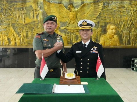 Pangkostrad Terima Kunjungan Kehormatan Panglima Angkatan Bersenjata Singapura