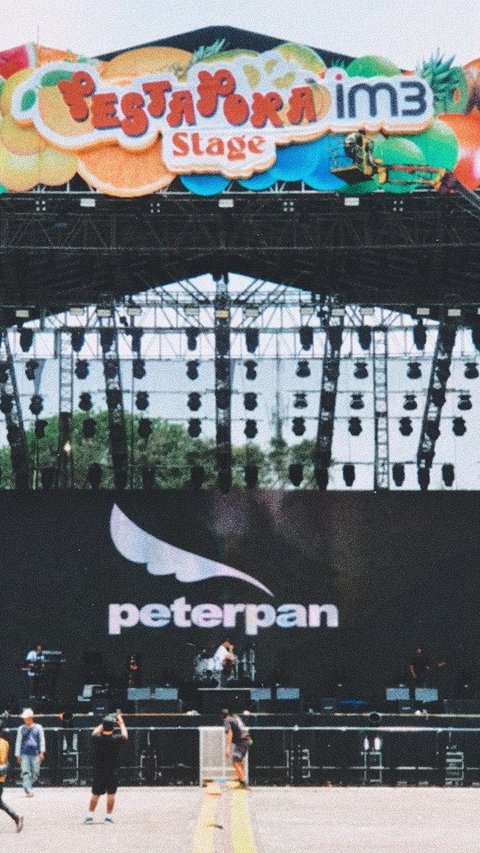 NOAH memang sebelumnya bernama Peterpan. Grup band ini berganti nama menjadi NOAH di tahun 2012. 