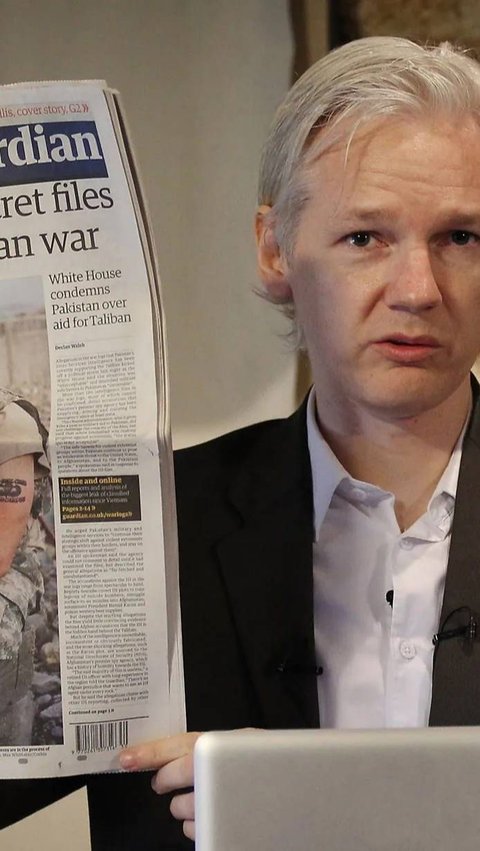 Tragedy of Julian Assange, Hero or Loser?