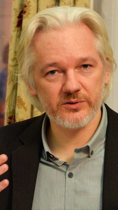 Tragedi Julian Assange, Kisah Hidup Sang Peretas