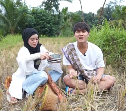 Being the Ambassador of Millennial Farmers, Take a Look at the Old Video of Lesti Kejora and Rizky Billar Ploughing in the Rice Field