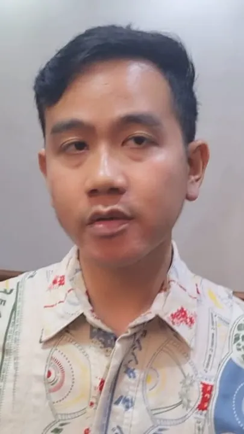 Reaksi Gibran Viral Pria Paruh Baya Dianiaya di Stasiun Solo Balapan: Saya Cari Orangnya<br>