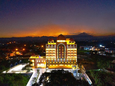 Enjoy a Middle Eastern-themed Staycation Hotel in Tasikmalaya