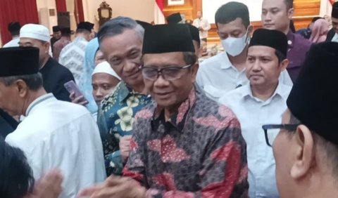 Mahfud menyampaikan bahwa saat ini di Indonesia sudah tumbuh budaya pesantren.<br>