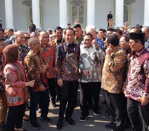 Jokowi Ungkap Penyebab Regulasi Publisher Rights Tak Kunjung Rampung