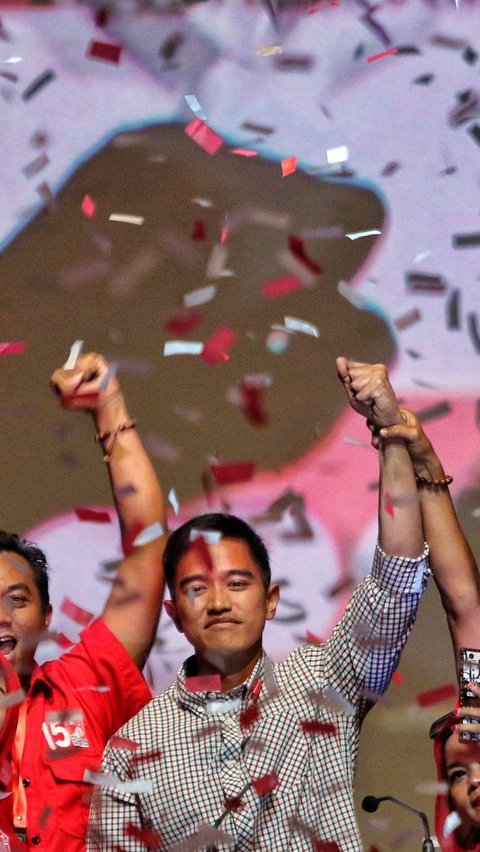 FOTO: Ekspresi Semringah Kaesang Pangarep Dipilih Jadi Ketua Umum PSI Menggantikan Giring hingga Sampaikan Pidato Politik Pertama Kalinya