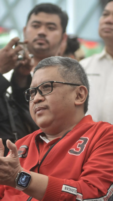 Sekjen PDIP Hasto Sindir Sosok Capres Takut Bercermin