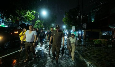 Membangun kolam retensi juga menjadi upaya Bobby Nasution menyelesaikan persoalan banjir.<br>