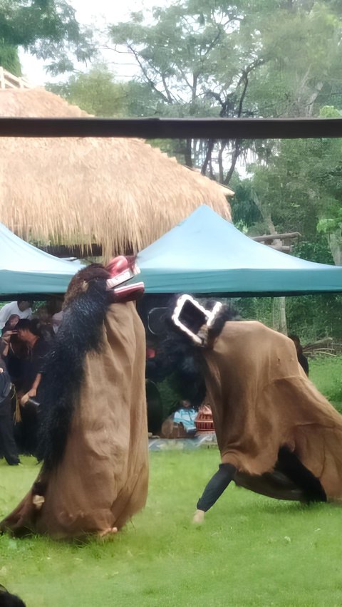 Serunya Menonton Reak di Desa Wisata Cinunuk Bandung, Tempat Belajar Budaya Sunda yang Mengasyikkan