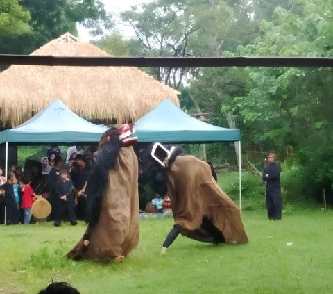 Serunya Menonton Reak di Desa Wisata Cinunuk Bandung, Tempat Belajar Budaya Sunda yang Mengasyikkan