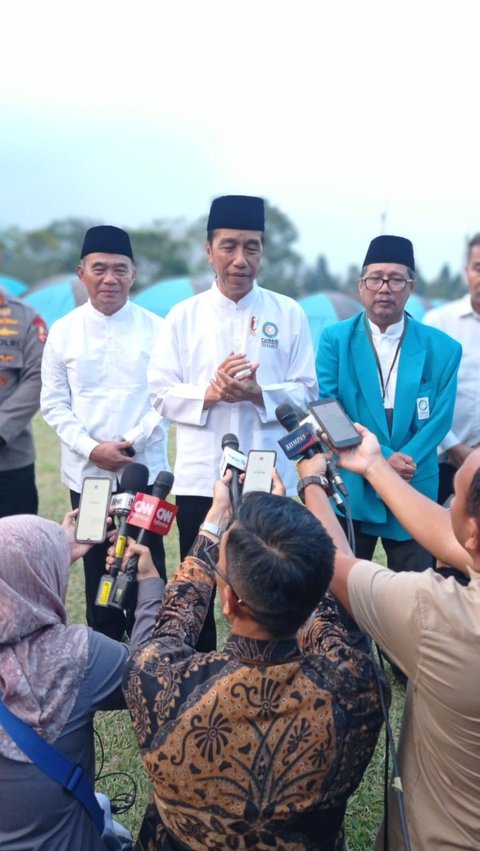 Jokowi soal Relawan Projo Bakal Dukung Capres Inisial P: Kok Tanya Saya<br>