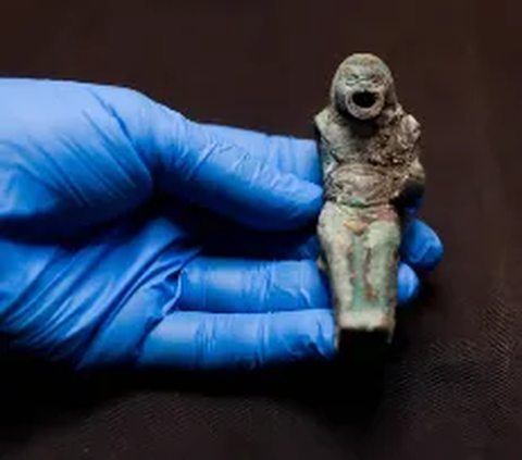 Tumpukan Harta Karun Ditemukan Dalam Bangkai Kapal Berusia 1.700 Tahun, Ada Permata Sampai Cincin Emas Bergambar Yesus