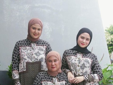 Didoakan Segera Istiqomah, 8 Foto Berhijab Tissa Biani Saat Hadiri Kajian