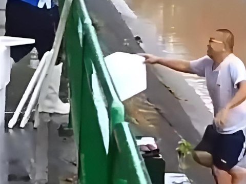 Viral! Man Buys Live Fish Worth Rp4.5 Million in Supermarket, Then Releases Them in the River: Suspected to be Performing a Ritual