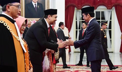 1. Menteri Termuda Jokowi<br>