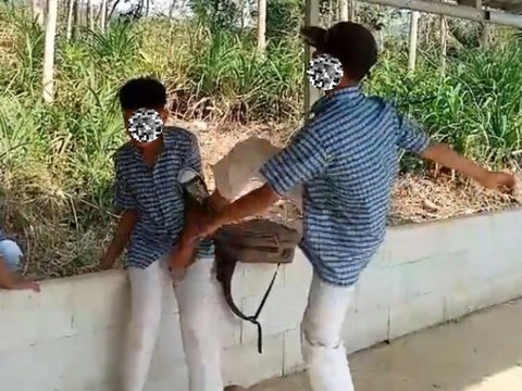 Viral Video Pelajar Jadi Korban Bully Temannya hingga Tak Berdaya, Bikin Geram Warganet