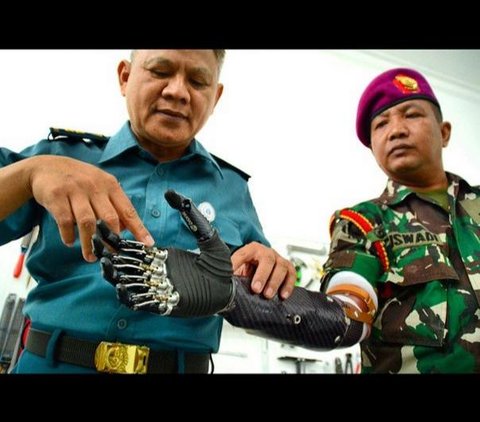 Prajurit TNI AL Ini Memiliki Lengan 'Robot' Biotik, Pernah Kehilangan Tangan Karena Granat